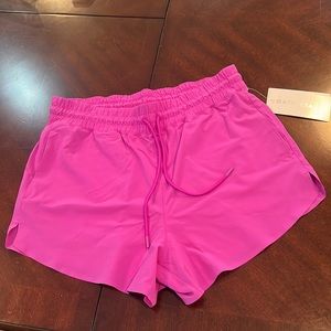 Athleta size M shorts